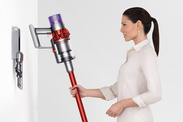 Dyson cyclone v10 animal discount
